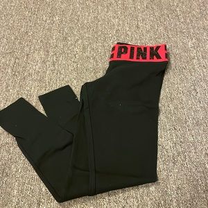 Size small vs pink yoga pants black n red NWOT